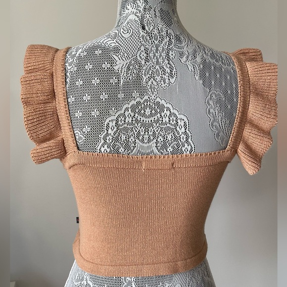 Frill Sleeve Knitted Crop Top - Picture 5 of 7